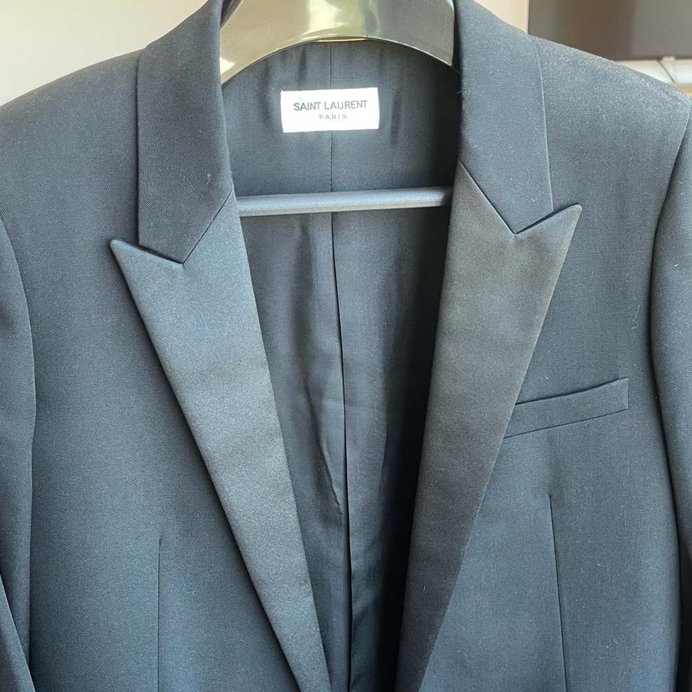 Saint Laurent silk peak lapel tuxedo jacket size 42